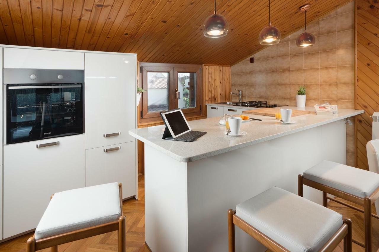 Apartments Sasha Pula Ngoại thất bức ảnh