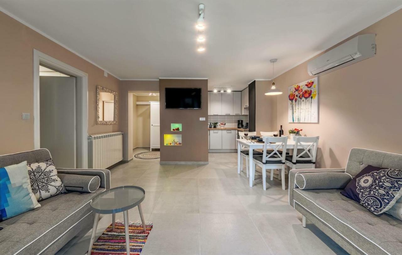 Apartments Sasha Pula Ngoại thất bức ảnh